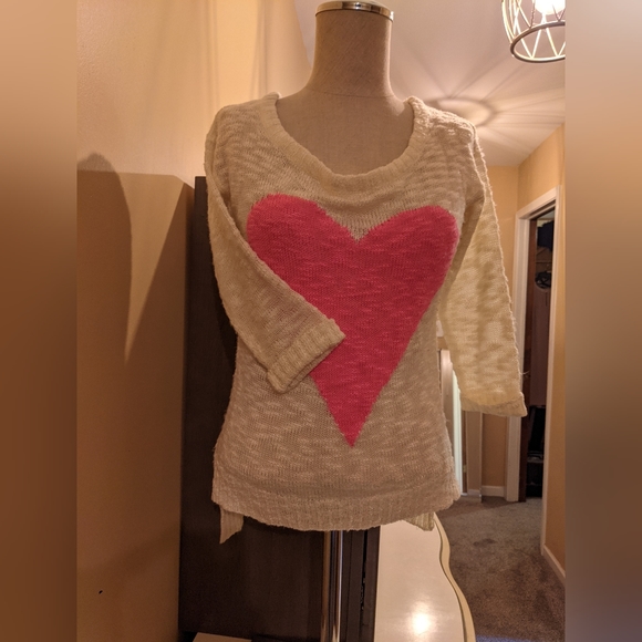 xhilaration brand sweater, xs, pink heart - Picture 4 of 9